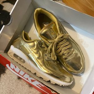 Nike air max 90 in metallic gold